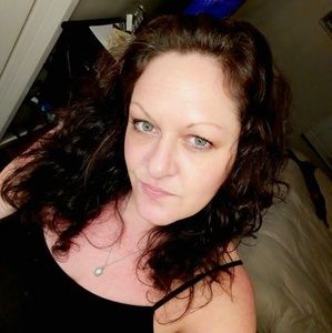 Meet your Posher, Traci